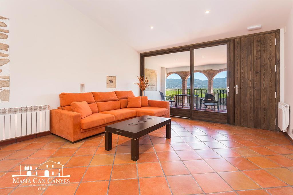 Masia Can Canyes & Spa San Lorenzo de Hortóns Εξωτερικό φωτογραφία